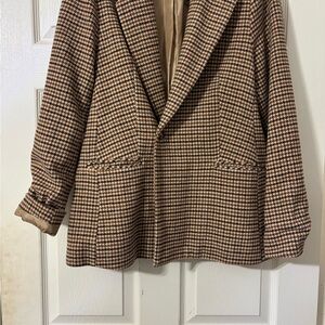 ANDREE BY UNIT Brown and Tan Houndstooth Wool Blend Blazer